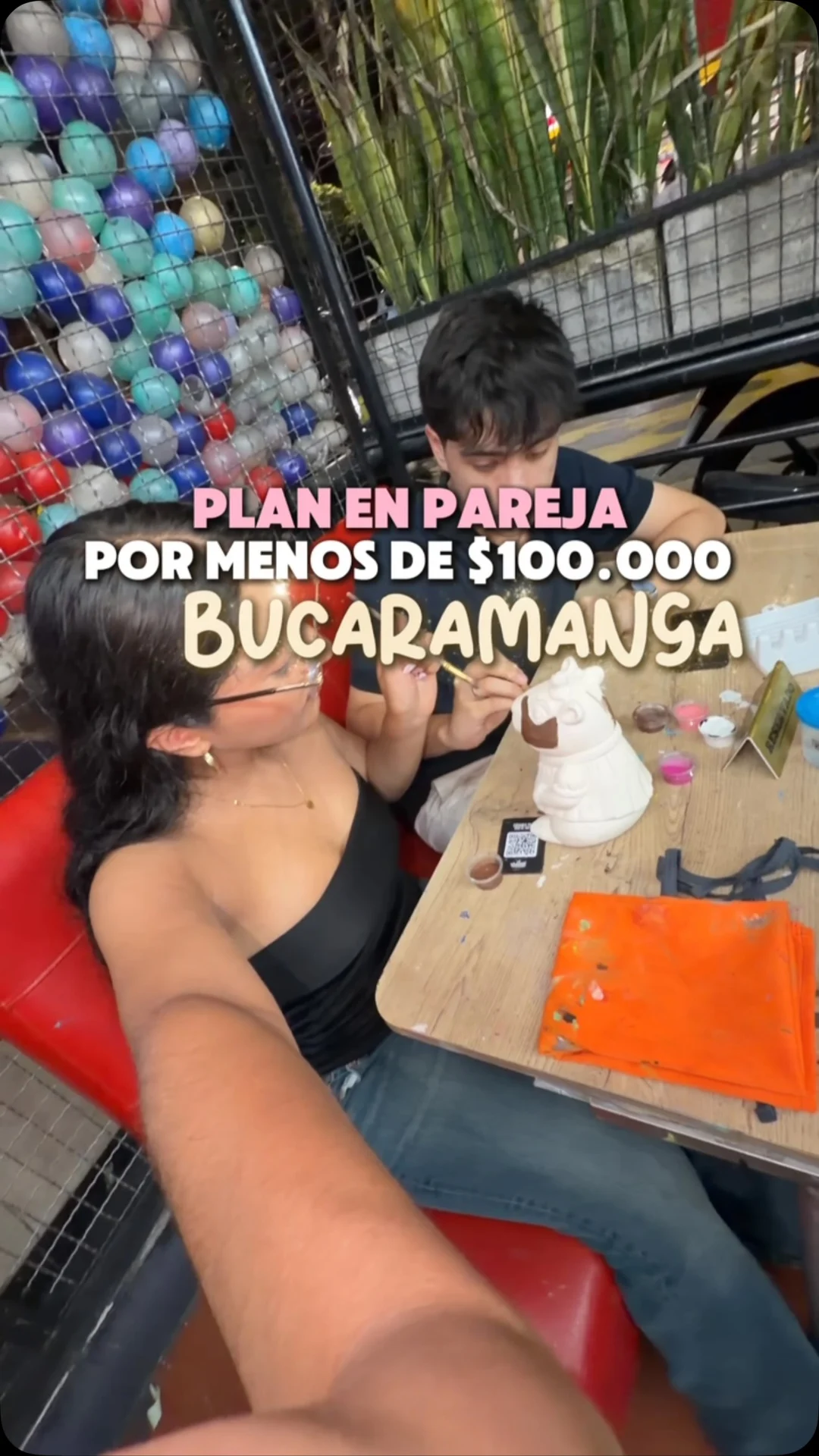 Pintar cerámica y compartir comida · La Kuadra