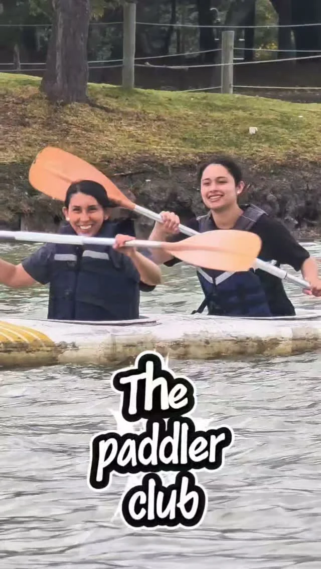 Clases de kayak y canotaje · The Paddler Club