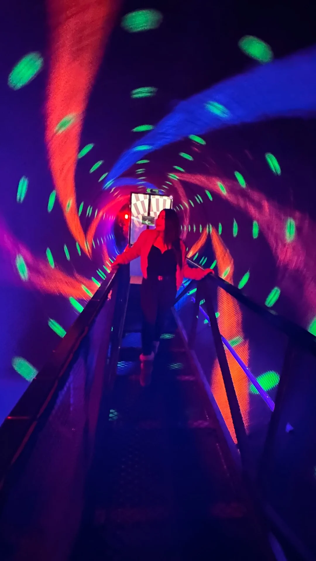 Visita el Museo de Ilusiones Ópticas · El Edén