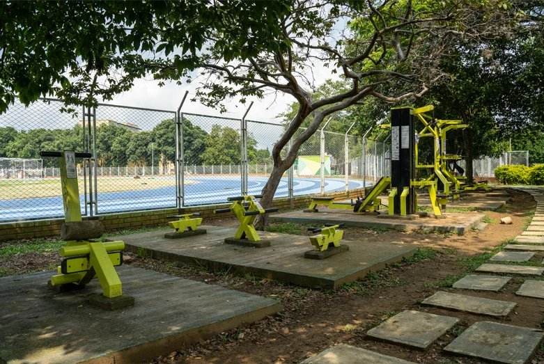 Gimnasio al aire libre · UIS
